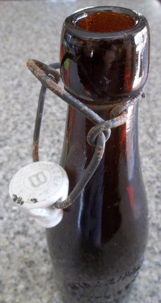 Otto Zipperer Weiss Beer from South Bend, Indiana